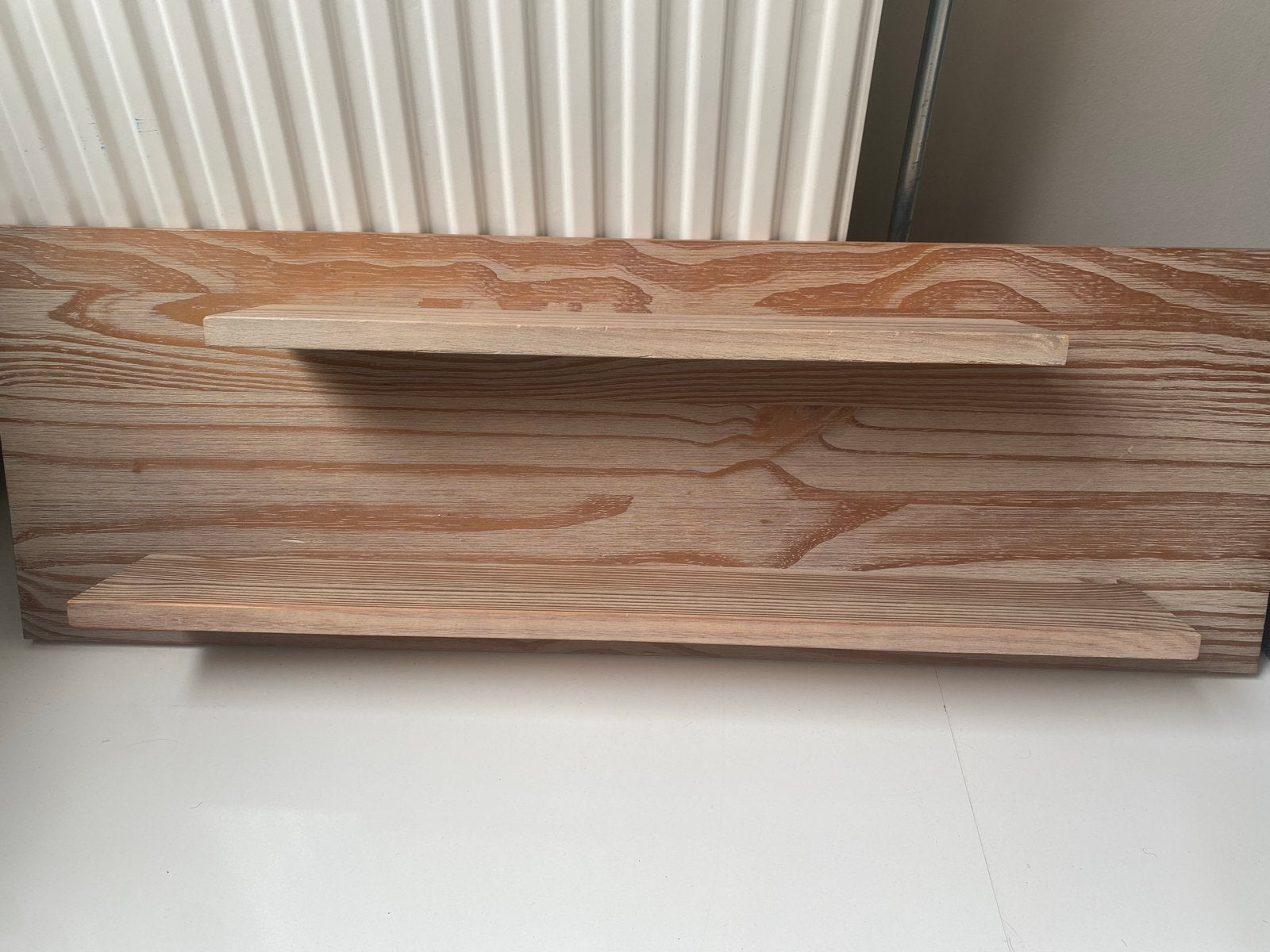 Houten wandplank met twee kleine plankjes, Ophalen, Zo goed als nieuw