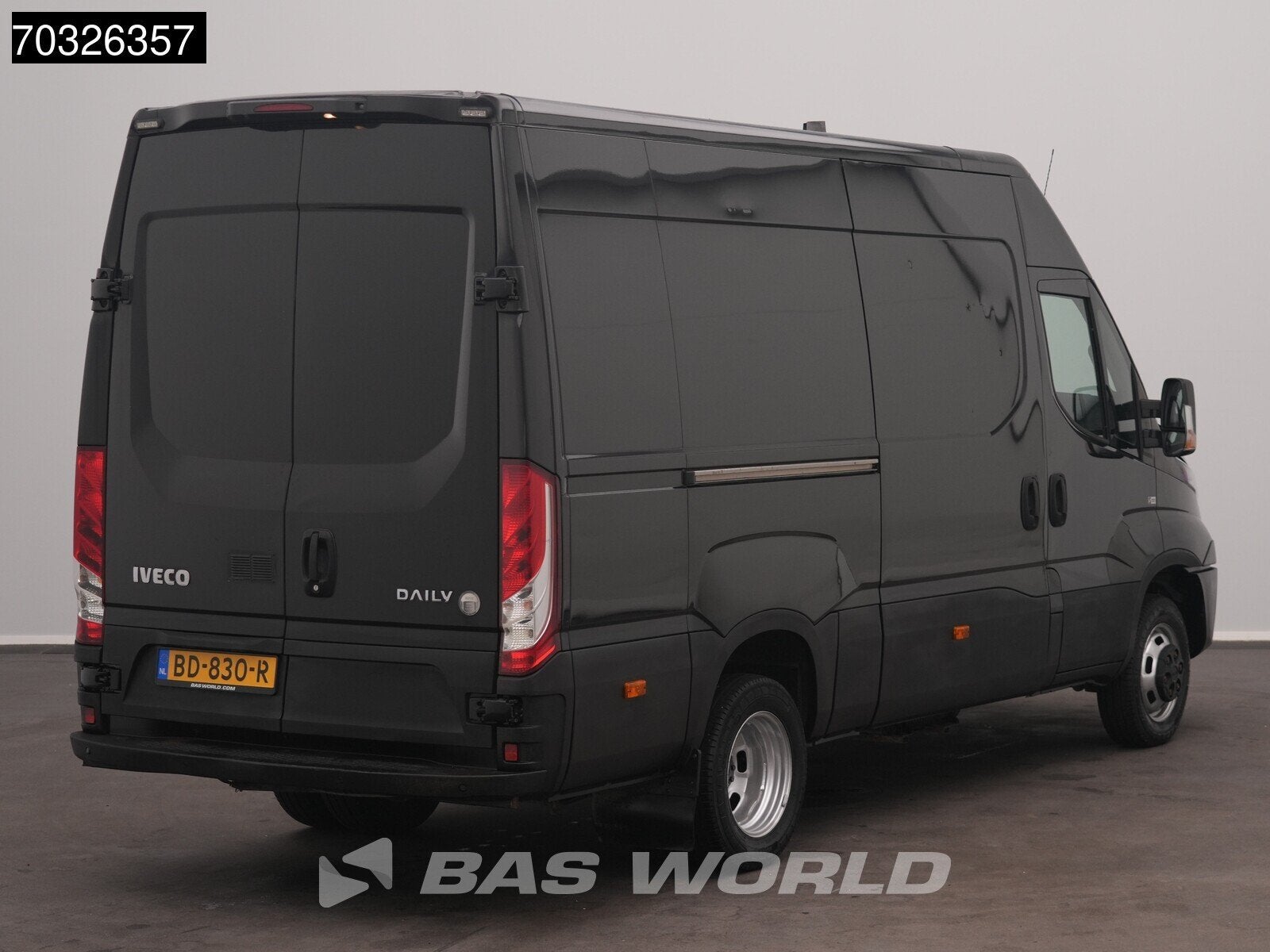 Iveco Daily 50C18 3.0L Dubbellucht L2H2 Airco Cruise Parkeer, Auto's, Stof, Gebruikt, Euro 6, Iveco
