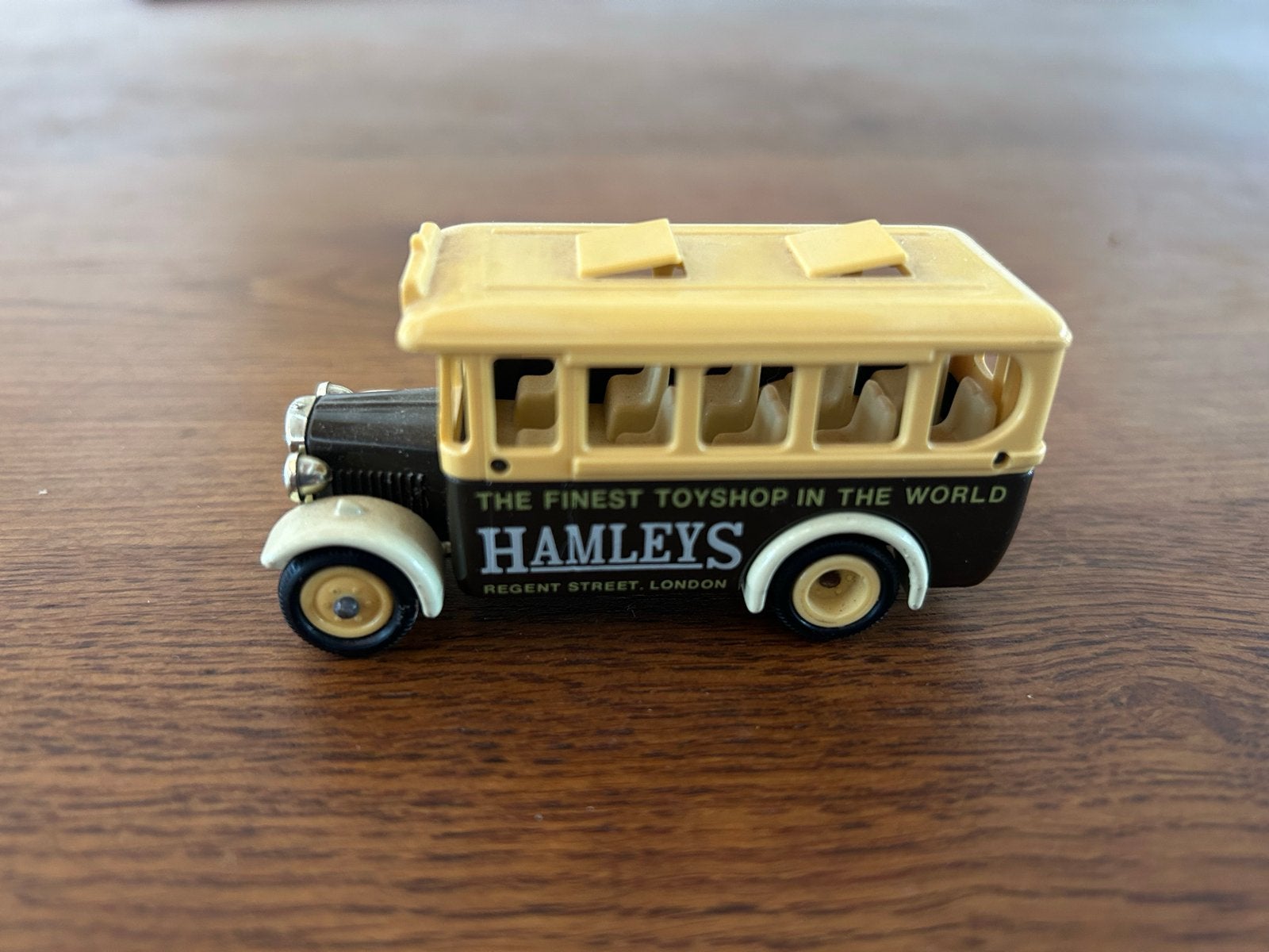 Hamleys Regent Street London Speelgoedbusje - Vintage, Ophalen of Verzenden, Gebruikt