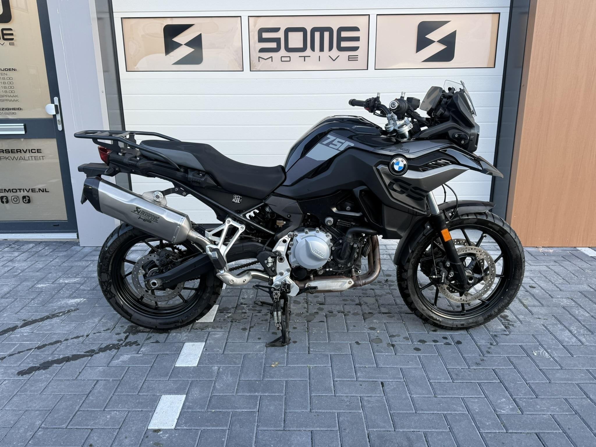 BMW F 750 GS Akrapovic Triple Black | Nieuwe banden, 853 cc, Einsteinlaan 5
2289 CC  Rijswijk, NL, Meer dan 35 kW, Toermotor