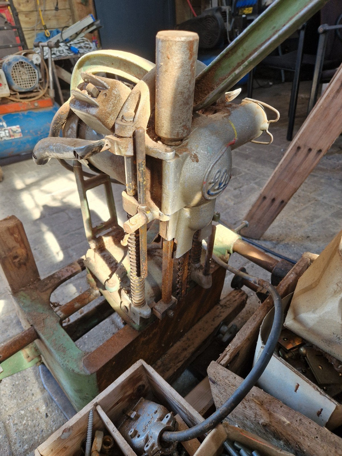 Kettingsteek, Doe-het-zelf en Verbouw, Metalen, Ophalen
