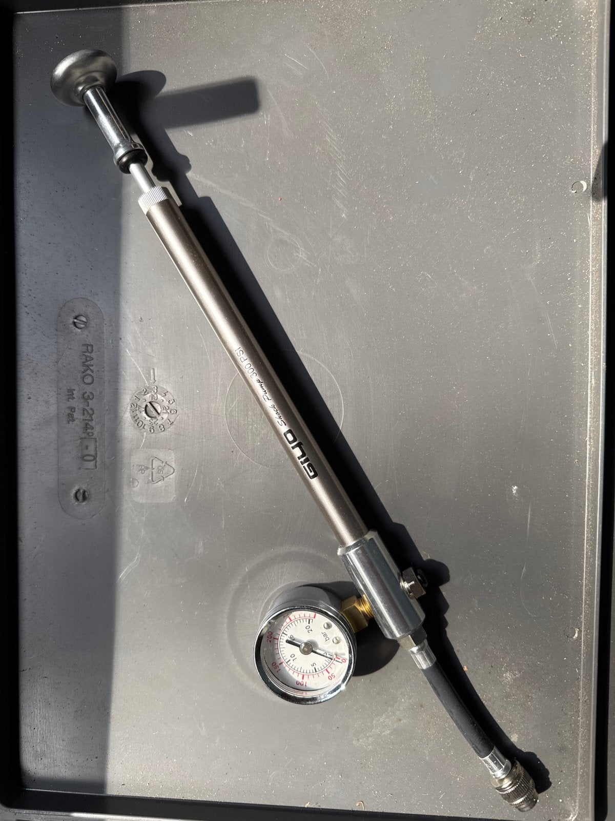 GIYO Fiets Pomp met Drukmeter - 300 PSI, Ophalen of Verzenden, Drukmeter, Gebruikt