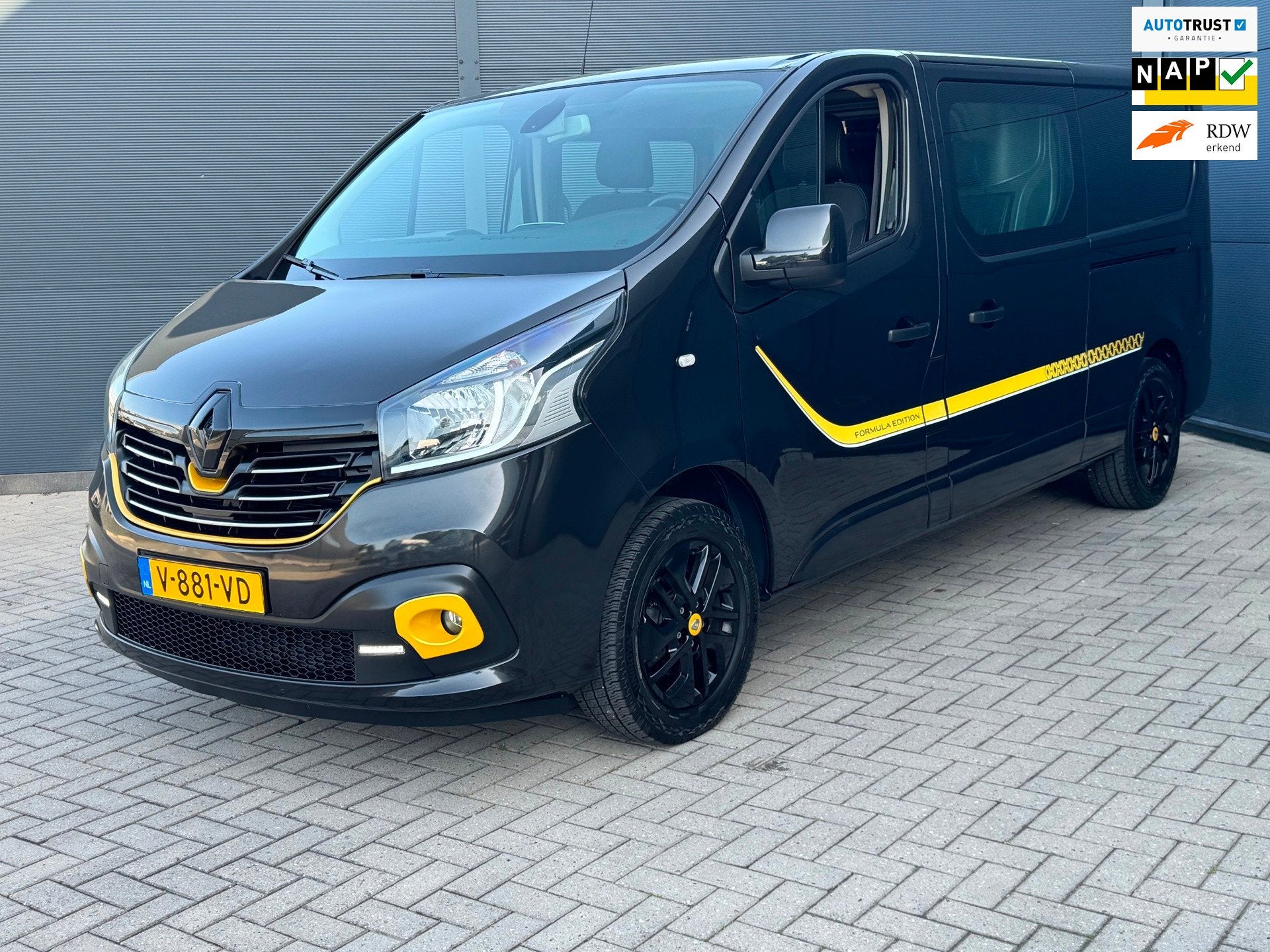Renault Trafic 1.6 dCi T29 L2H1 / Dubbel Cabine / 2 x Zijdeu, Voorwielaandrijving, Gebruikt, Euro 6, Renault