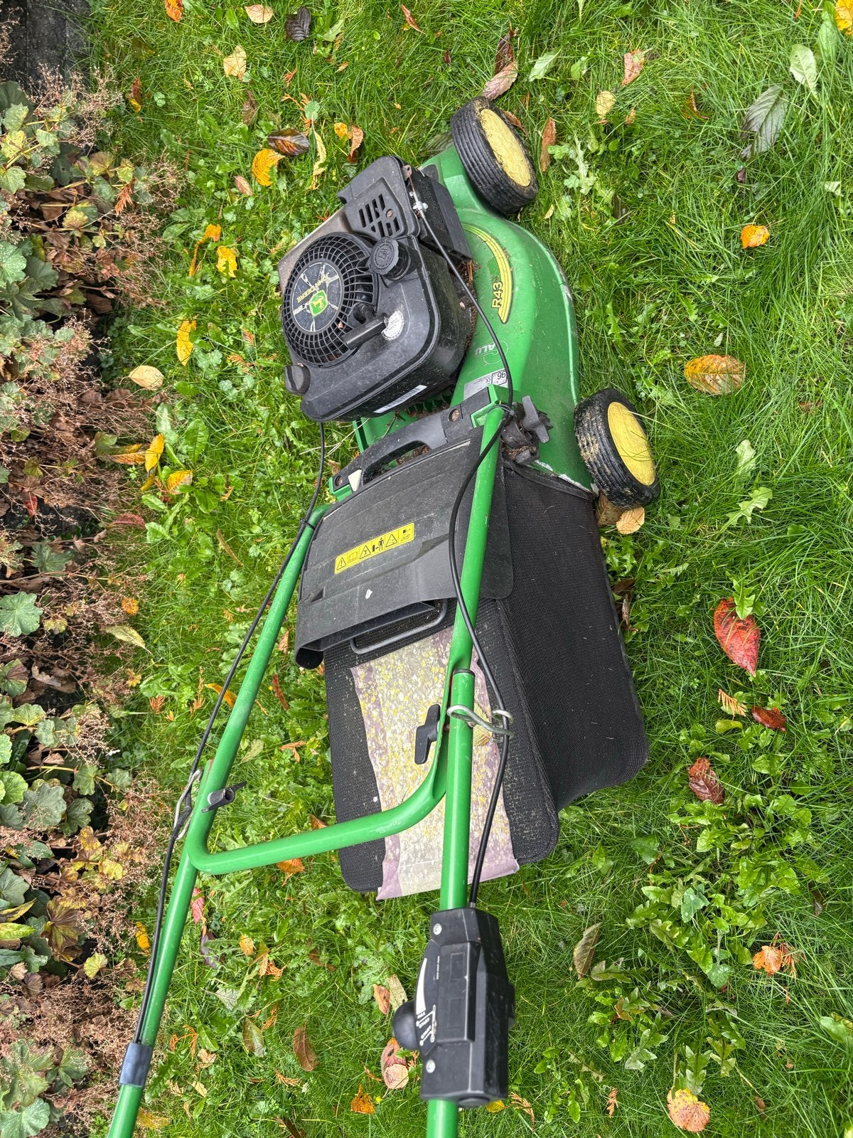 John Deere R47 Benzine Grasmaaier - Goed Onderhouden, Ophalen, Cirkelmaaier, Gebruikt, 40 t/m 49 cm