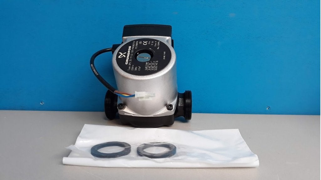 Cv pomp Remeha Quinta 45/65 UPS25/70 130mm, Doe-het-zelf en Verbouw, Verwarming en Radiatoren, Niet ingevuld, Cv-ketel of Combi-ketel