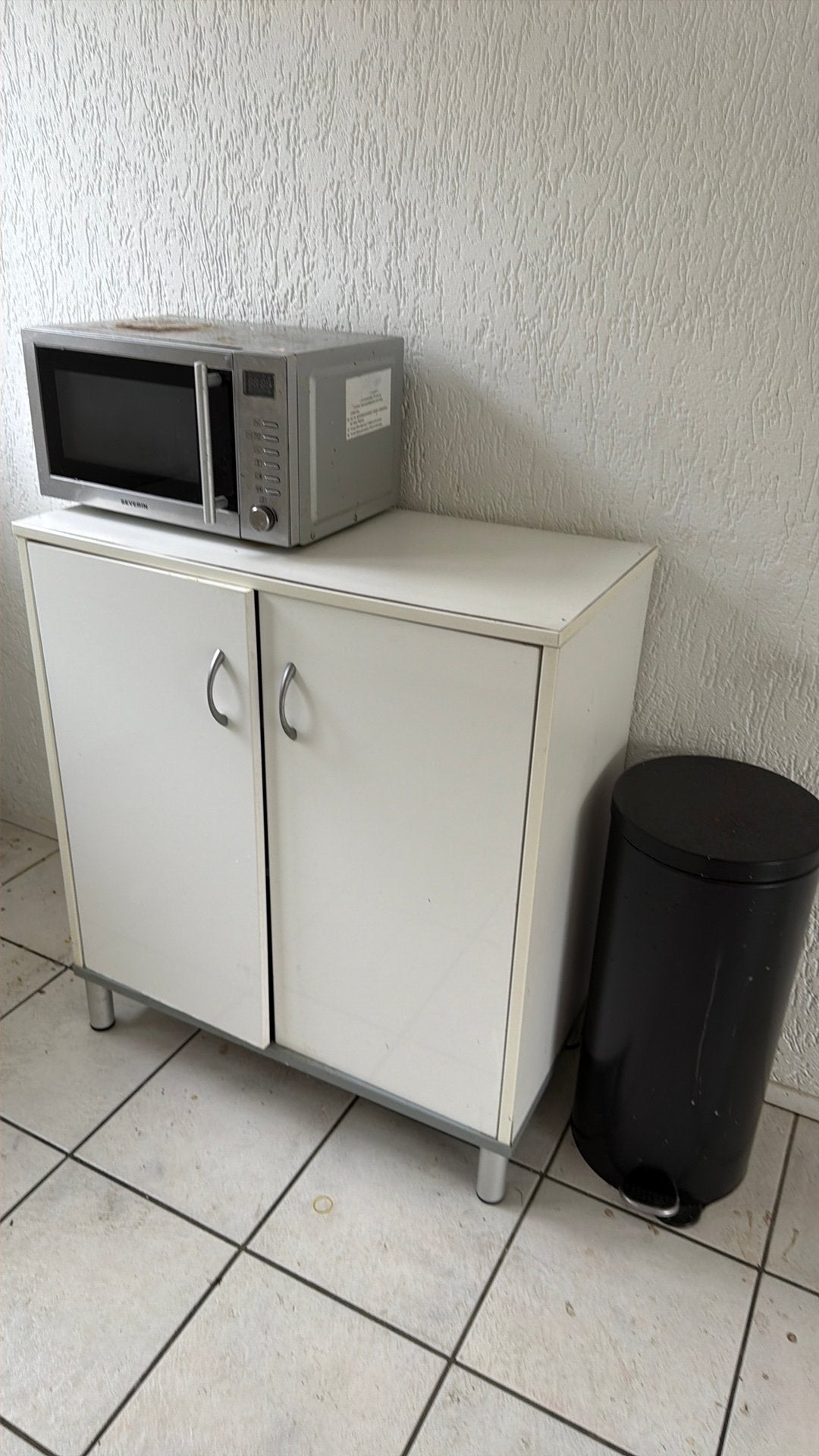 Keukenkast, prullenbak, airfryer gratis, Ophalen, Zo goed als nieuw