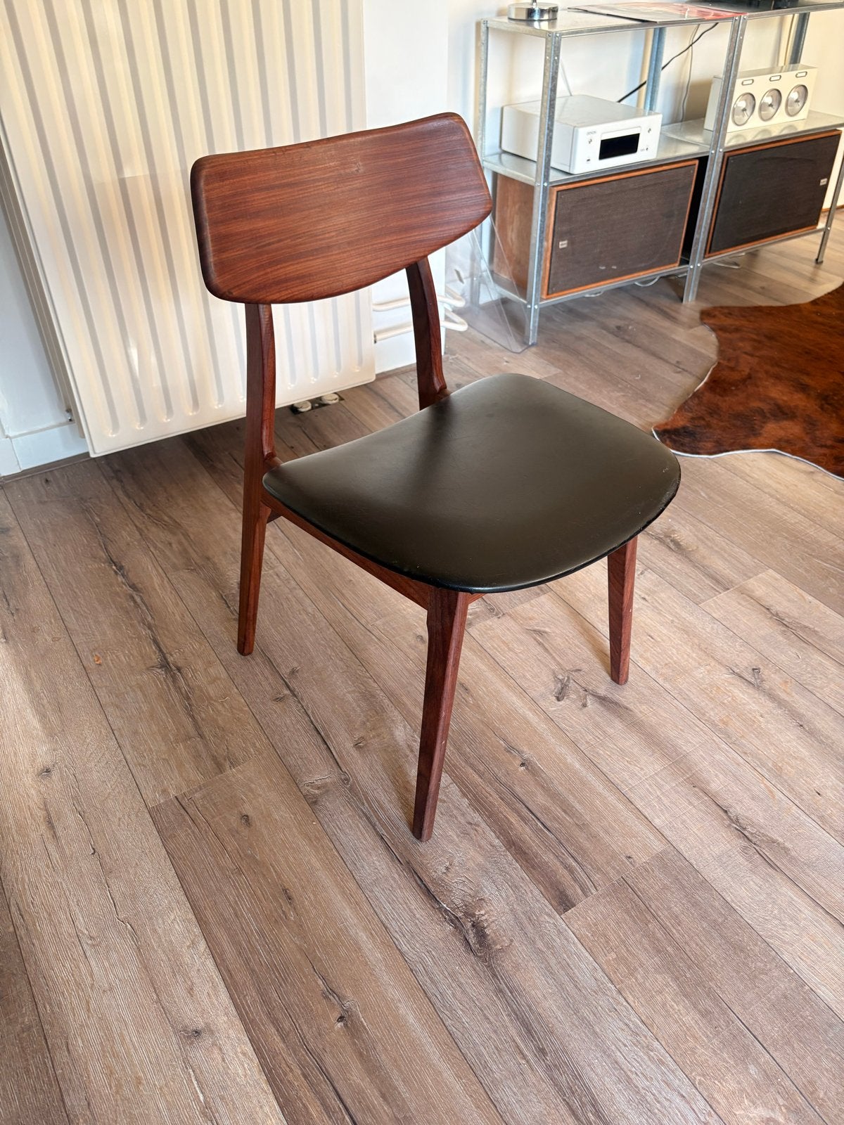 Vintage Deense stoel - Teak met zwart kunstleer, Ophalen