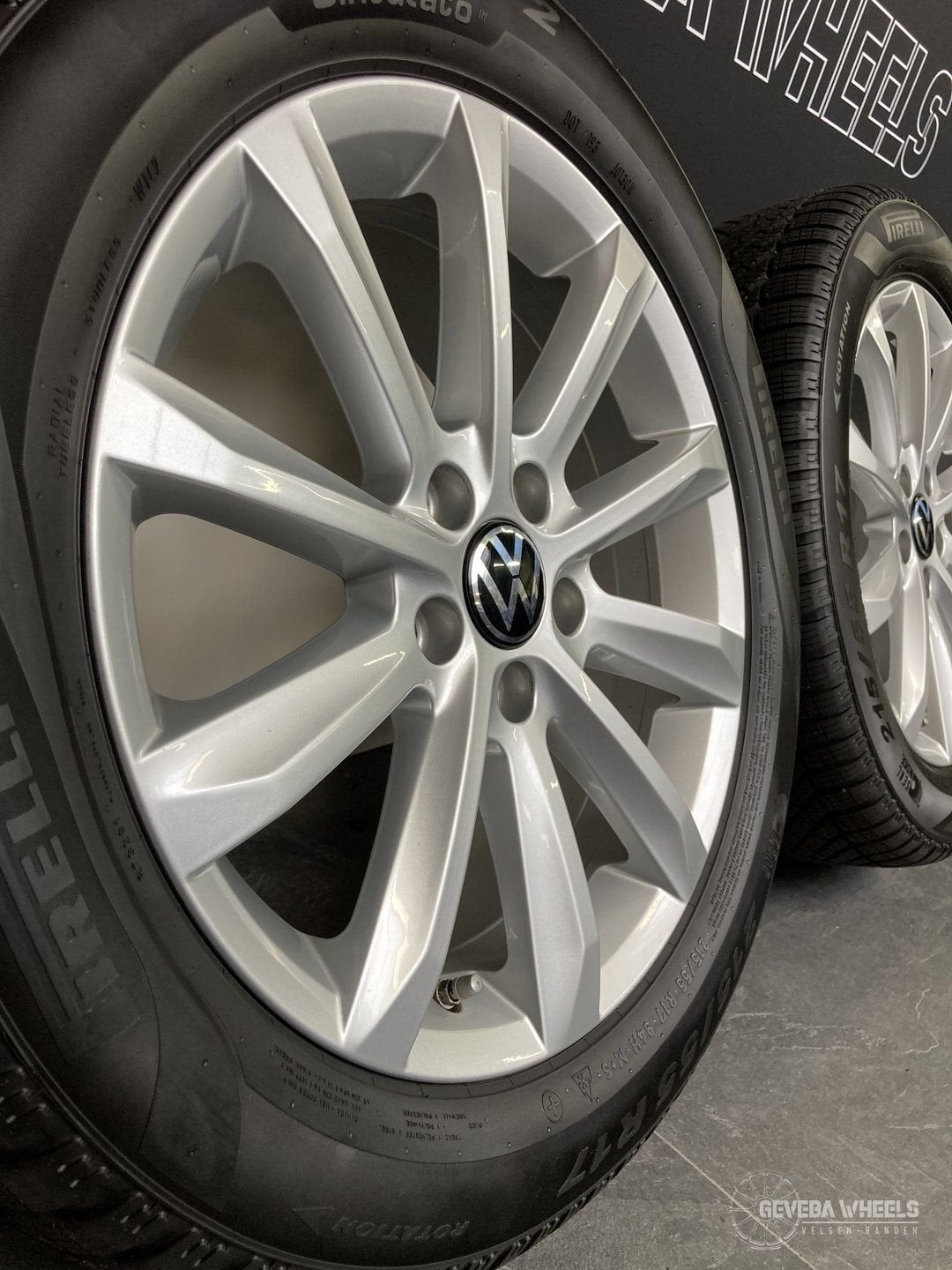 17” originele Volkswagen Passat B7 B8 B9 velgen winterbanden, Auto-onderdelen, -, -, Banden en Velgen, 17 inch