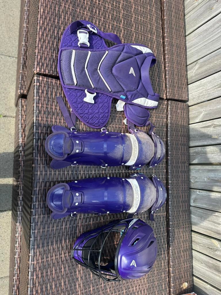 Jen Schro the Very Best catcher gear paars maat L, Sport en Fitness, Ophalen of Verzenden, Gebruikt, Kleding