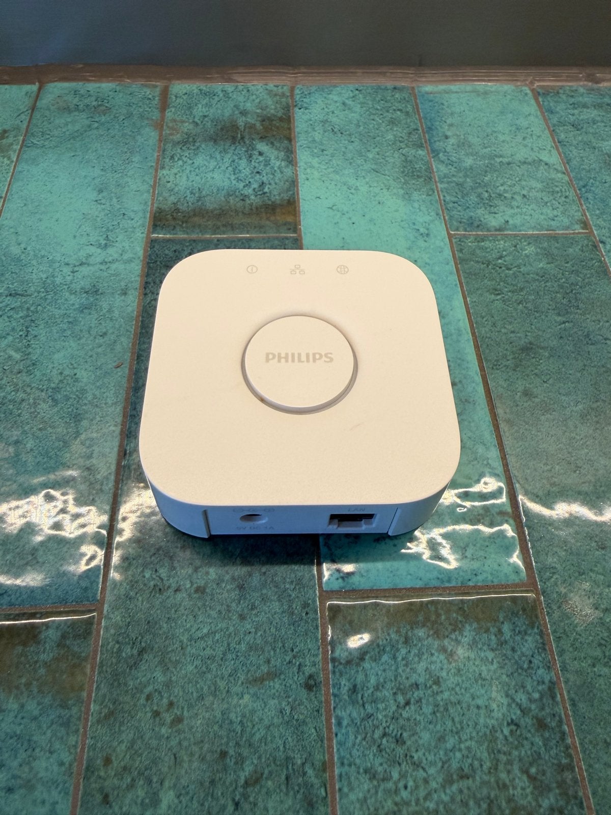 Philips Hue Bridge V2 - Inclusief voeding en ethernetkabel, Ophalen of Verzenden, Zo goed als nieuw