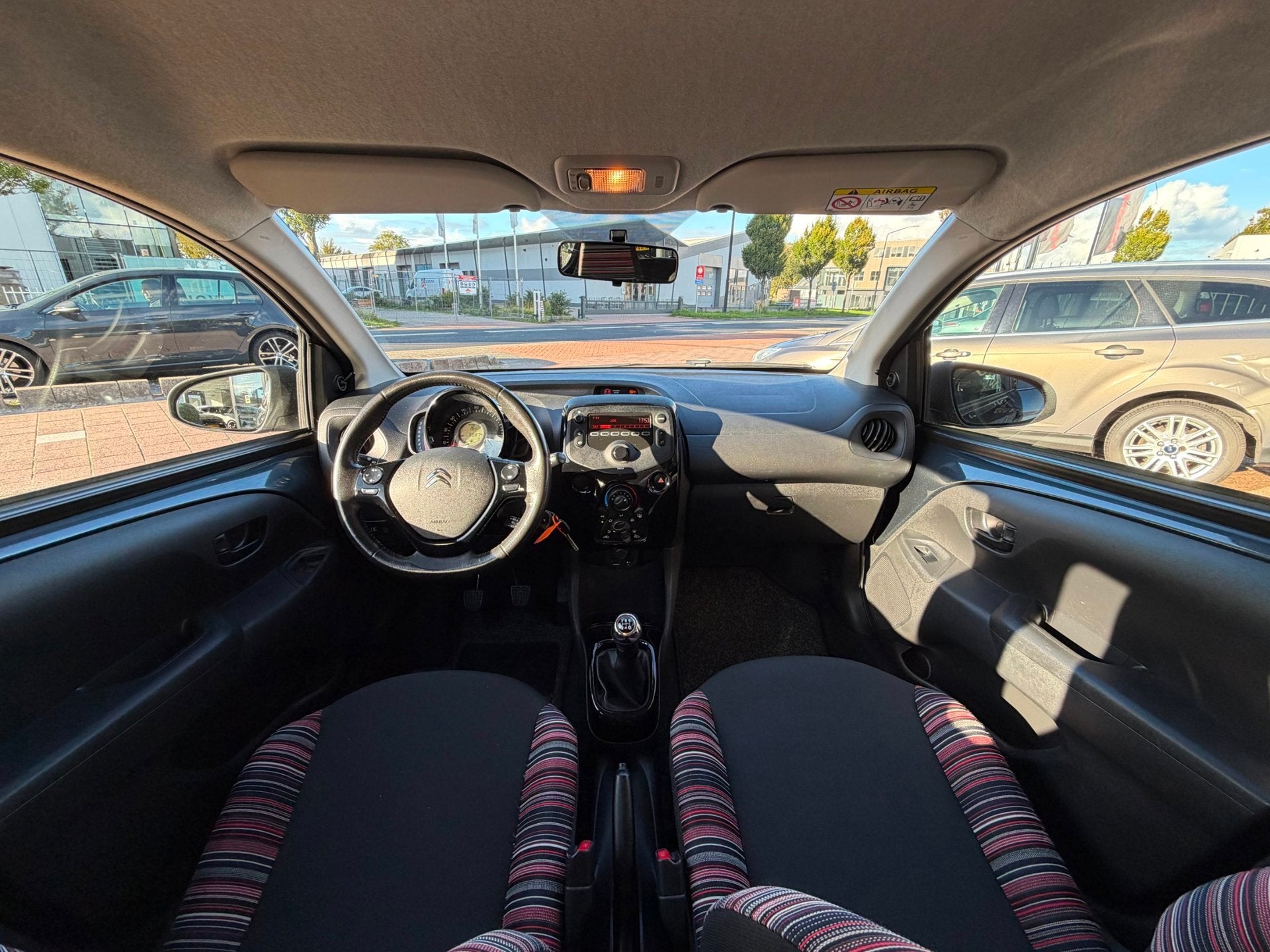 Citroen C1 1.0 VTi Feel Airco|Elekrtische pak|DealerOH, Voorwielaandrijving, Stof, Gebruikt, Euro 6