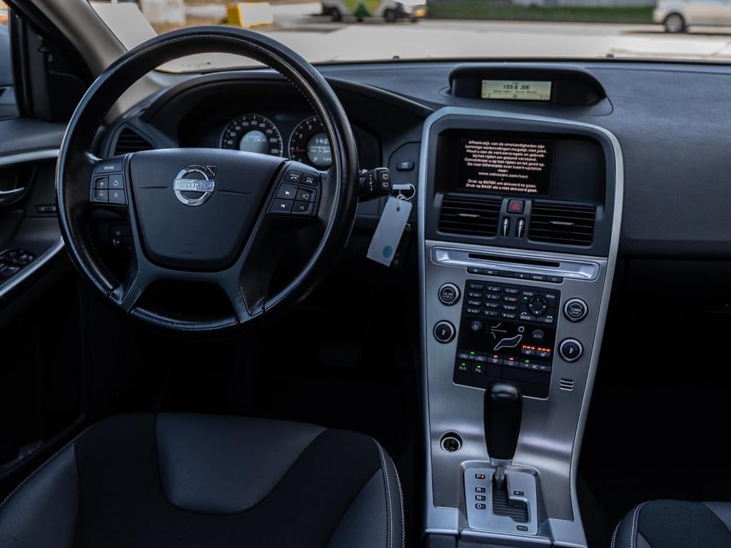 Volvo XC60 2.0T Kinetic - AUTOMAAT - PANORAMADAK - TREKHAAK, Euro 5, 4 cilinders, Origineel Nederlands, Bedrijf