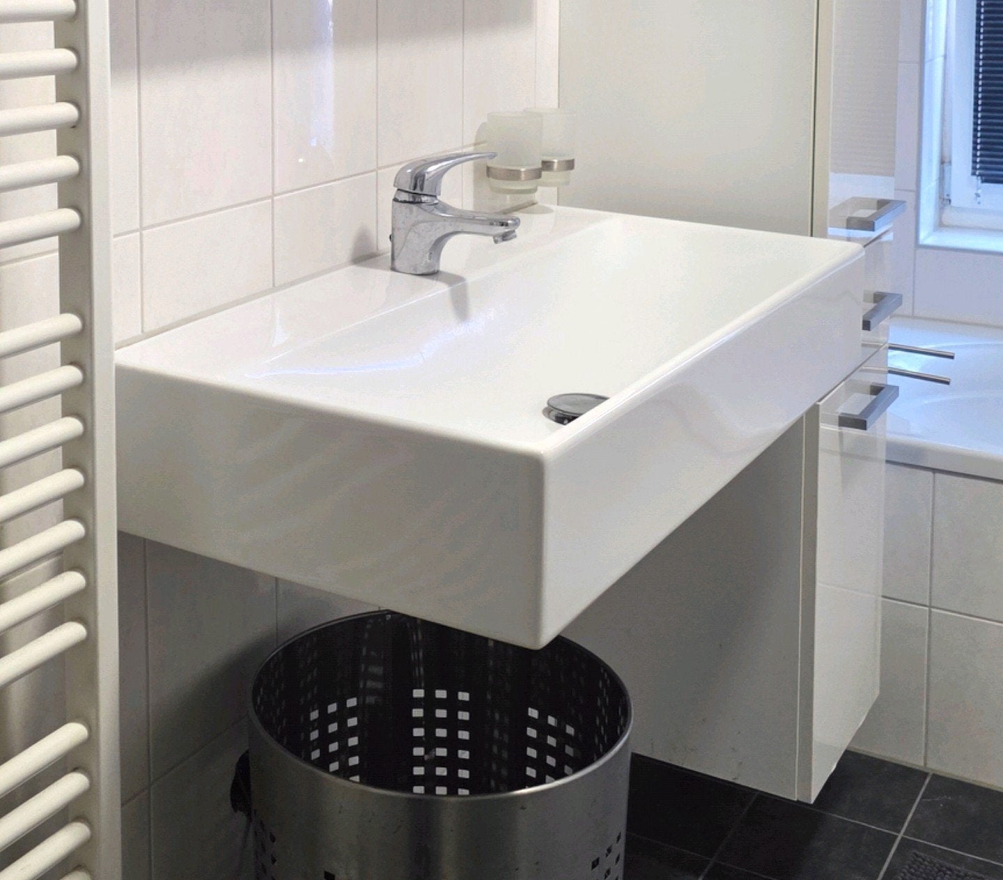 Sphinx keramische wasbak voor badkamer, Ophalen, 50 tot 100 cm, Zo goed als nieuw, Minder dan 100 cm