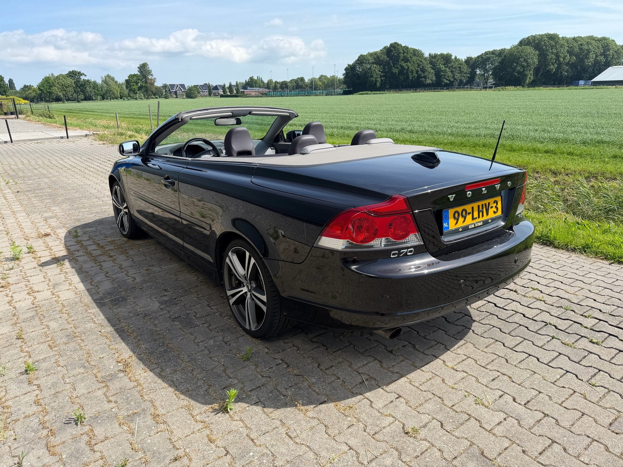 Volvo C70 2.5 T5 Cabrio - Veel vervangen - (bj 2009), Auto's, Voorwielaandrijving, C70, Cabriolet, 4 stoelen