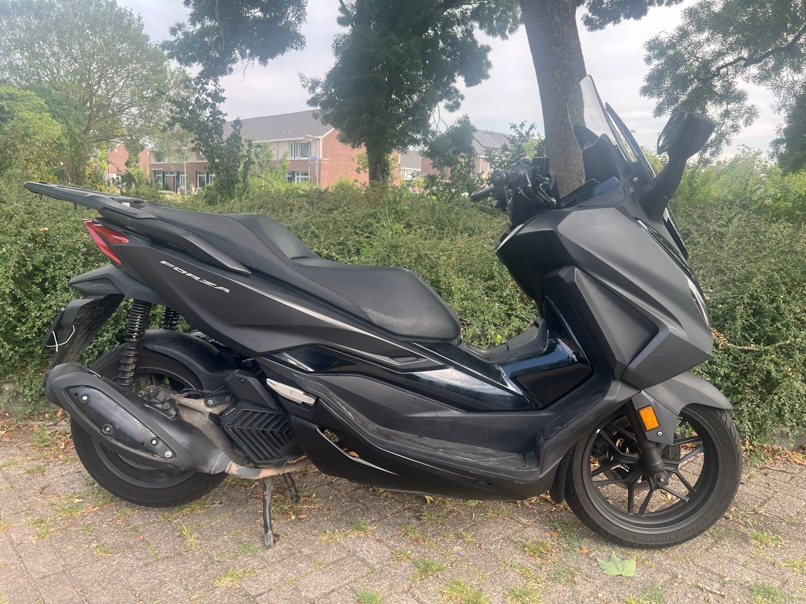 Honda Forza Motorscooter - Zwart, Zo goed als nieuw, Occasion, Particulier, 125 cc, 11 kW of minder