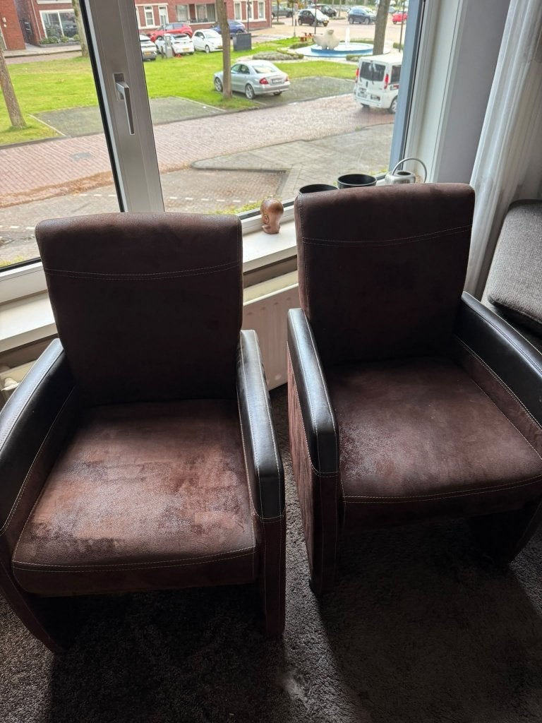 2 suede leren stoelen met wieltjes, Ophalen, Gebruikt, Twee, Bruin