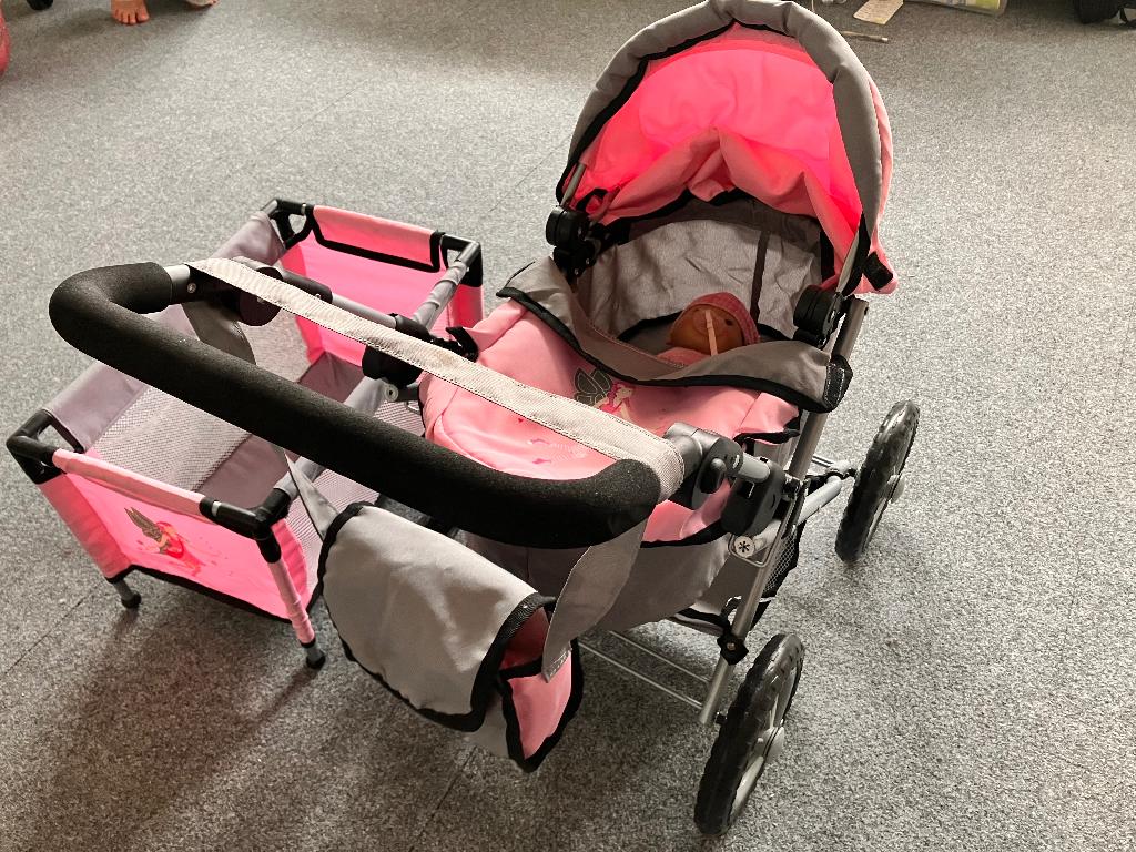 Poppenwagen met bedje, Kinderen en Baby's, Speelgoed | Poppen, Ophalen, Zo goed als nieuw, Babypop