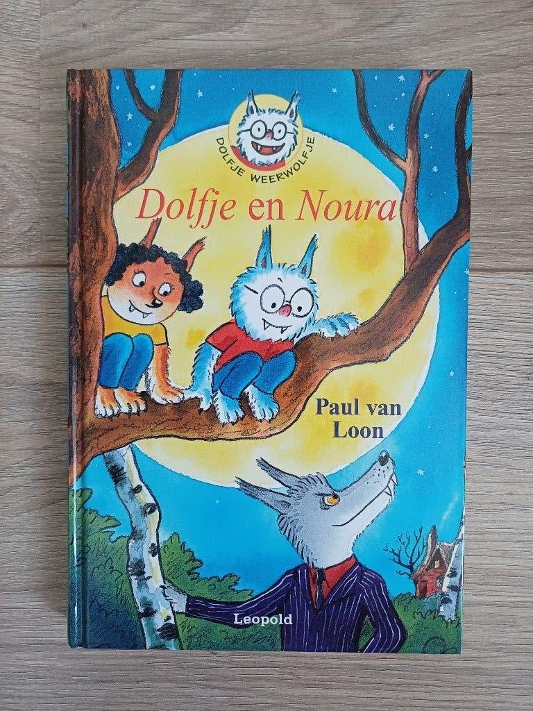 Dolfje Weerwolfje Dolfje en Noura-Paul van Loon; nieuwstaat, Boeken, Ophalen of Verzenden, Zo goed als nieuw, Paul van Loon, Fictie algemeen