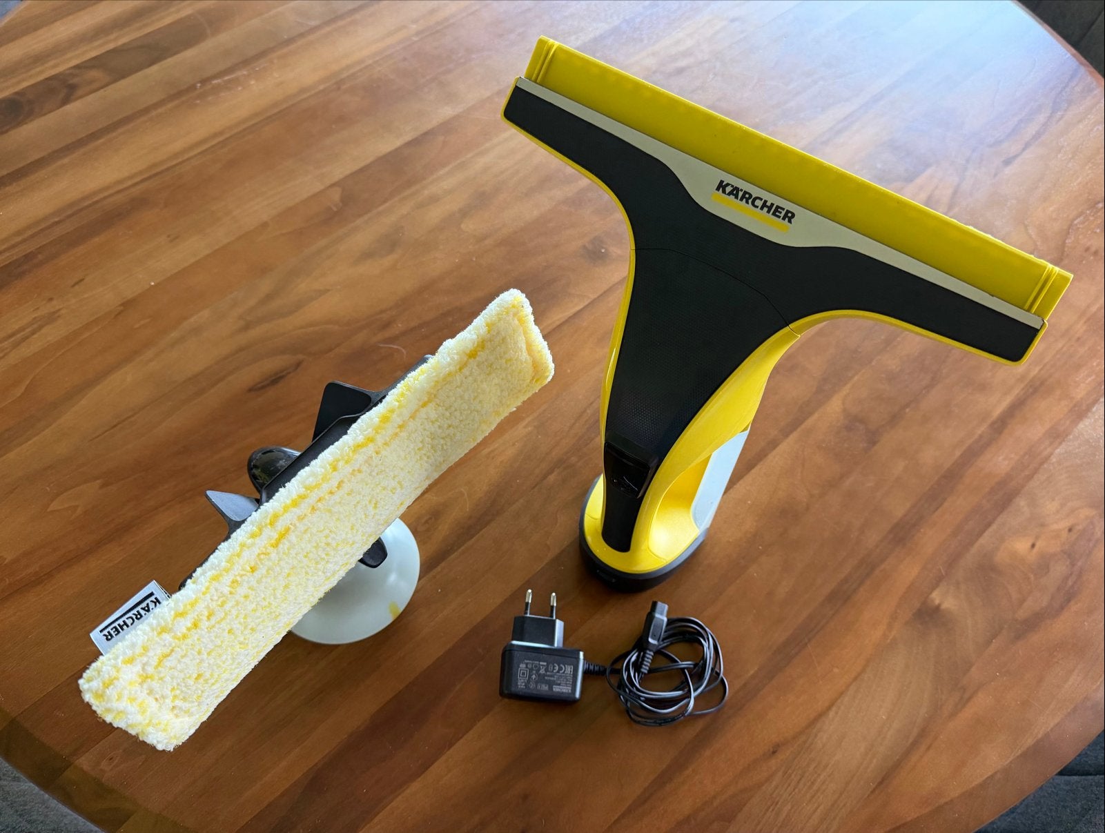 Kärcher WV 2 Plus N Raamwisser - Elektrisch, Huis en Inrichting, Ophalen, Raamwisser of Trekker