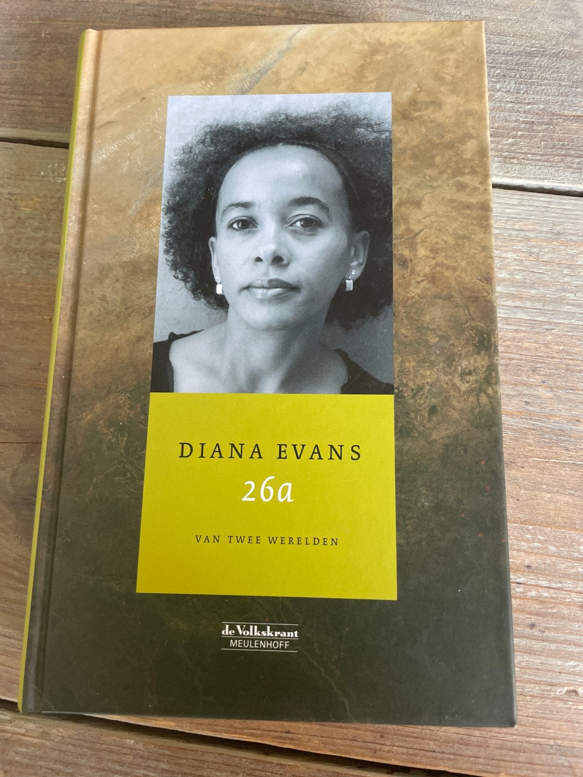 26a van Twee Werelden - Diana Evans (Gebonden), Ophalen of Verzenden, Gelezen, Europa overig