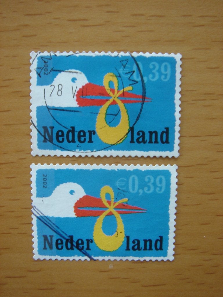 2002 Geboortezegel NVPH 2047a - 2x   Gestempeld, Postzegels en Munten, Postzegels | Nederland, Ophalen of Verzenden, Na 1940, Gestempeld