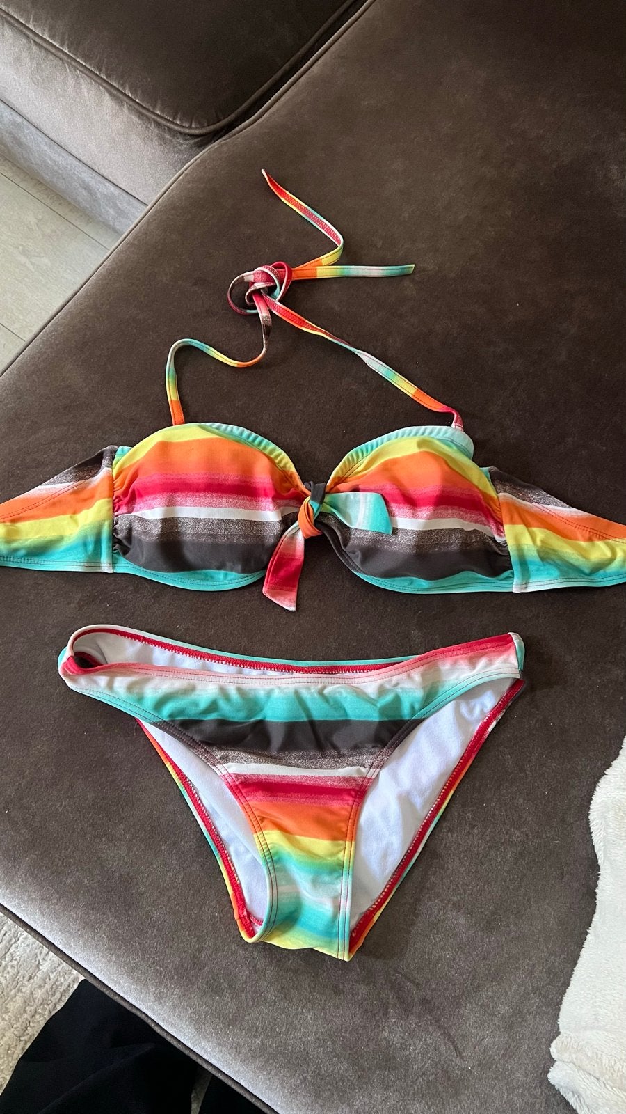 De Bijenkorf  bikini set 75C S/M, Verzenden, Zo goed als nieuw, Overige kleuren, Bikini