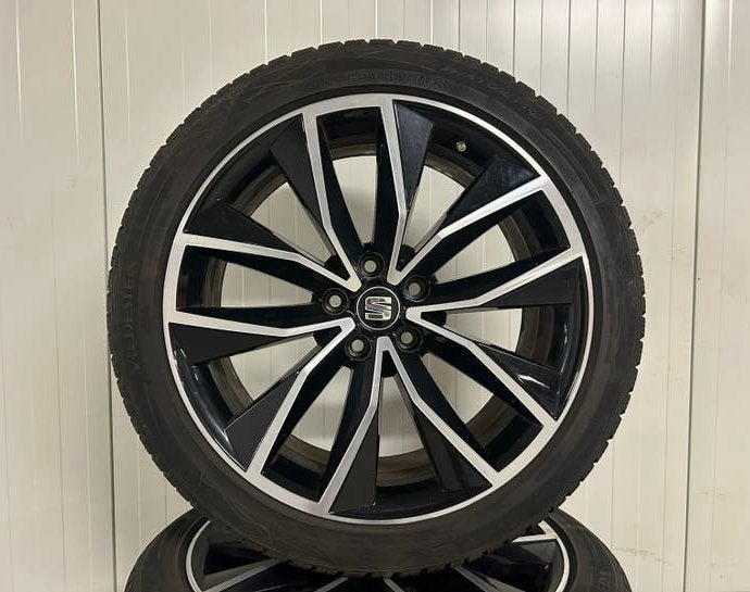 Originele Seat Ateca FR 19 inch 5x112 Vredenstein winter, Gebruikt, Banden en Velgen, Winterbanden, Personenwagen