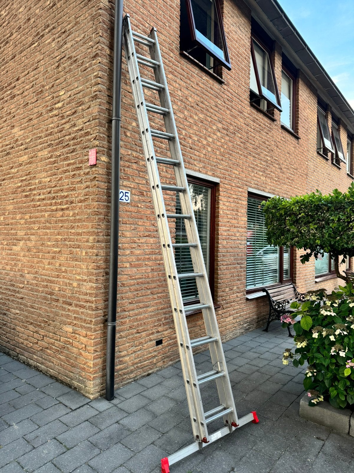 Ladder altrex 2x14 sporten ca 7 meter, Ophalen, Gebruikt, Ladder, Opvouwbaar of Inschuifbaar