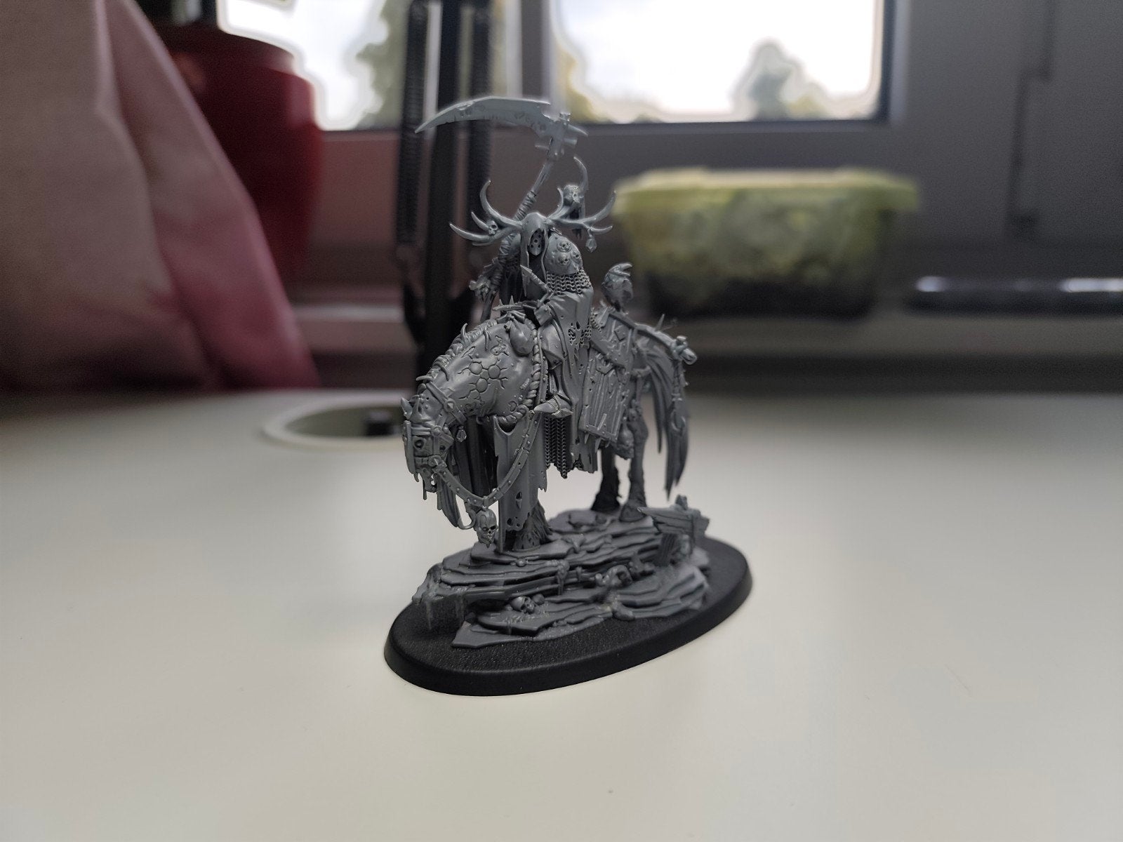 Warhammer Age of Sigmar Harbinger of Decay, Ophalen of Verzenden, Gebruikt, Warhammer, Figuurtje(s)