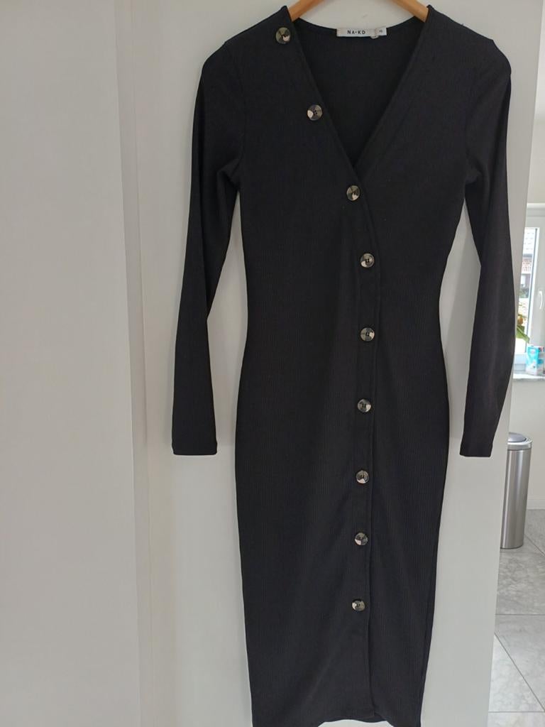 NA-KD jurk maat XS, Kleding | Dames, NA-KD, Zwart, Ophalen of Verzenden, Zo goed als nieuw