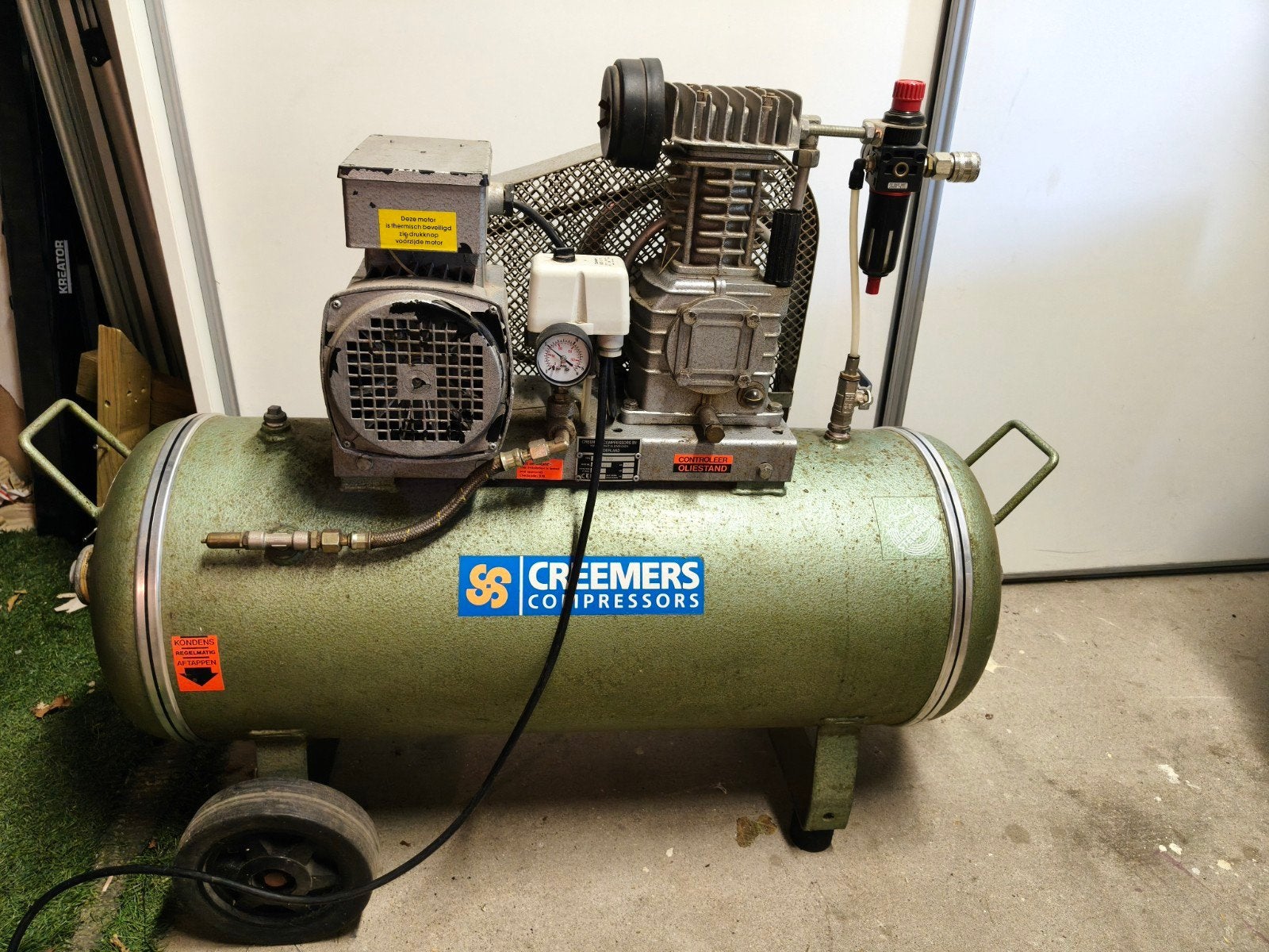 Creemers Compressor CS 190 - 10 bar / 230V incl. 5L kan Olie, Ophalen, Gebruikt, 6 tot 10 bar, Minder dan 200 liter/min