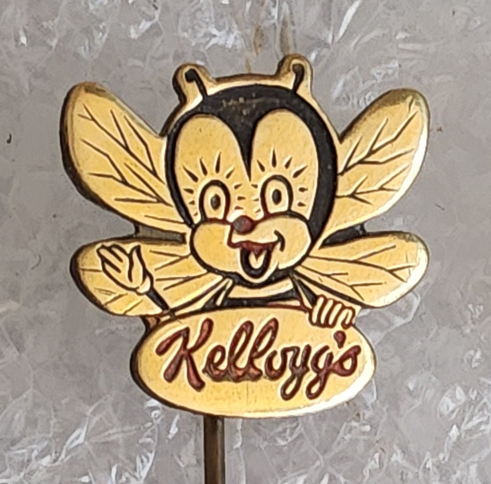 Vintage Kellogg's Cornflakes Bij Speldje - Verzamelaarsitem, Verzamelen, Ophalen of Verzenden, Gebruikt, Merk, Speldje of Pin