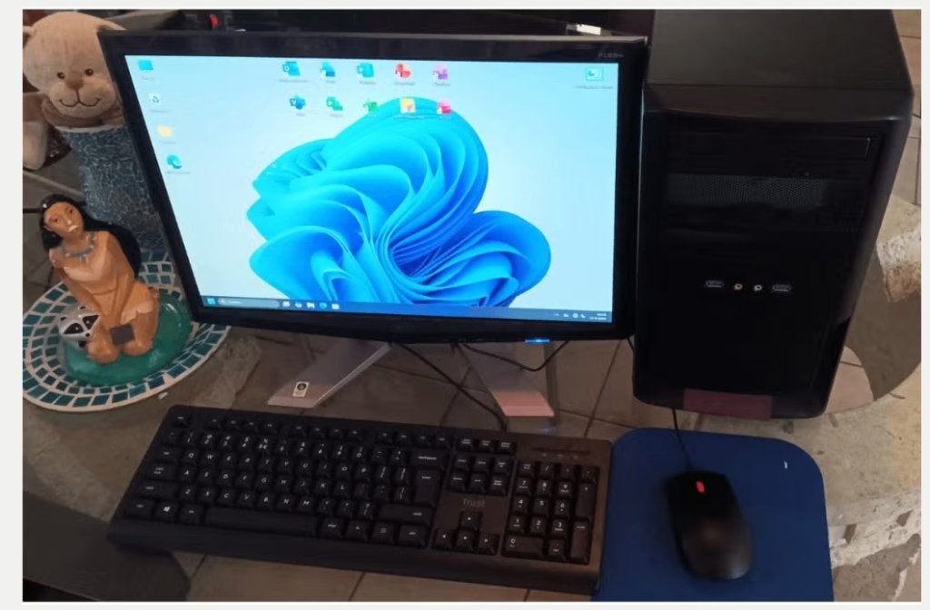Intel Core i3-7100 @ 3.90Ghz + Windows 11, Complete PC ! !, Ophalen, Met monitor, 8 GB, Zelf gebouwde pc