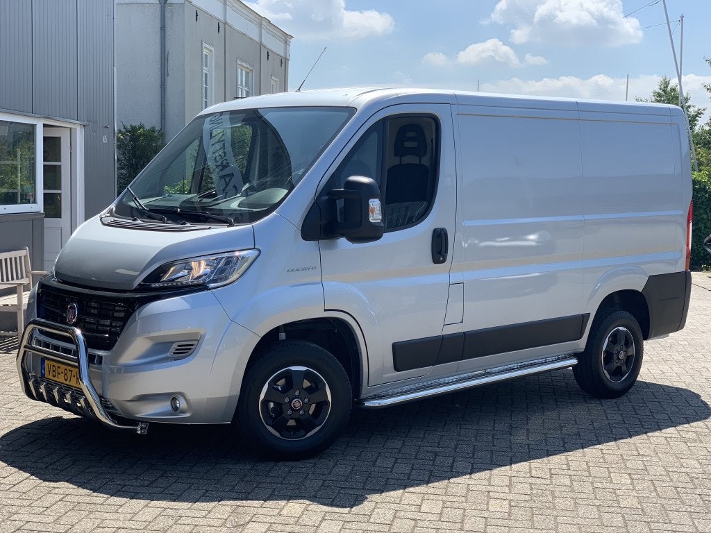 Fiat Ducato 250 vanaf 2014 Sidebars met platen