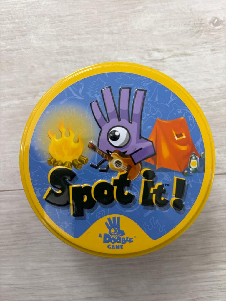 Spot It! A Dobble Game - Reisspel, Een of twee spelers, Ophalen of Verzenden, Gebruikt, Reisspel
