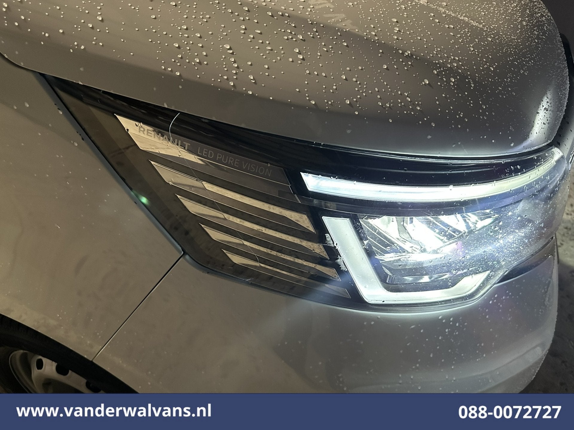 Renault Trafic 2.0 dCi 150pk L2H1 Euro6 Airco | Navigatie |, Auto's, Voorwielaandrijving, Dealer onderhouden, Stof, Gebruikt