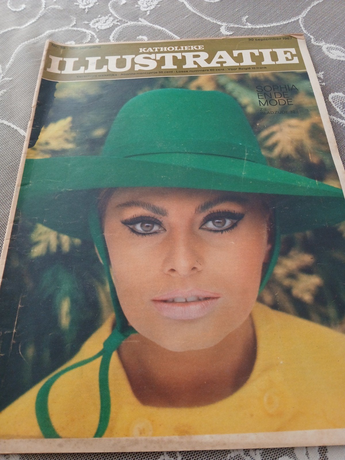 Katholieke Illustratie 30 september 1967, Ophalen of Verzenden, Gelezen, Overige typen