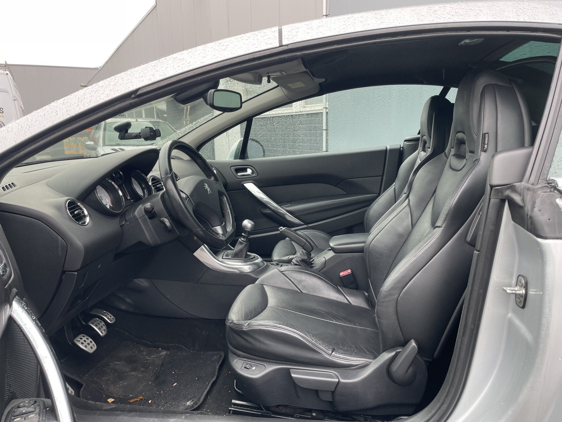 Peugeot 308 CC BWJ 2009 1.6 THP 150 PK Premiere LEDER | NEKV, Auto's, 4 cilinders, 4 stoelen, Bedrijf, Handgeschakeld