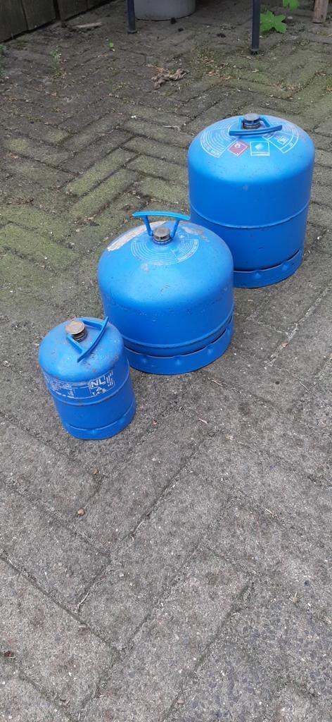 Campinggas gasfles, Ophalen