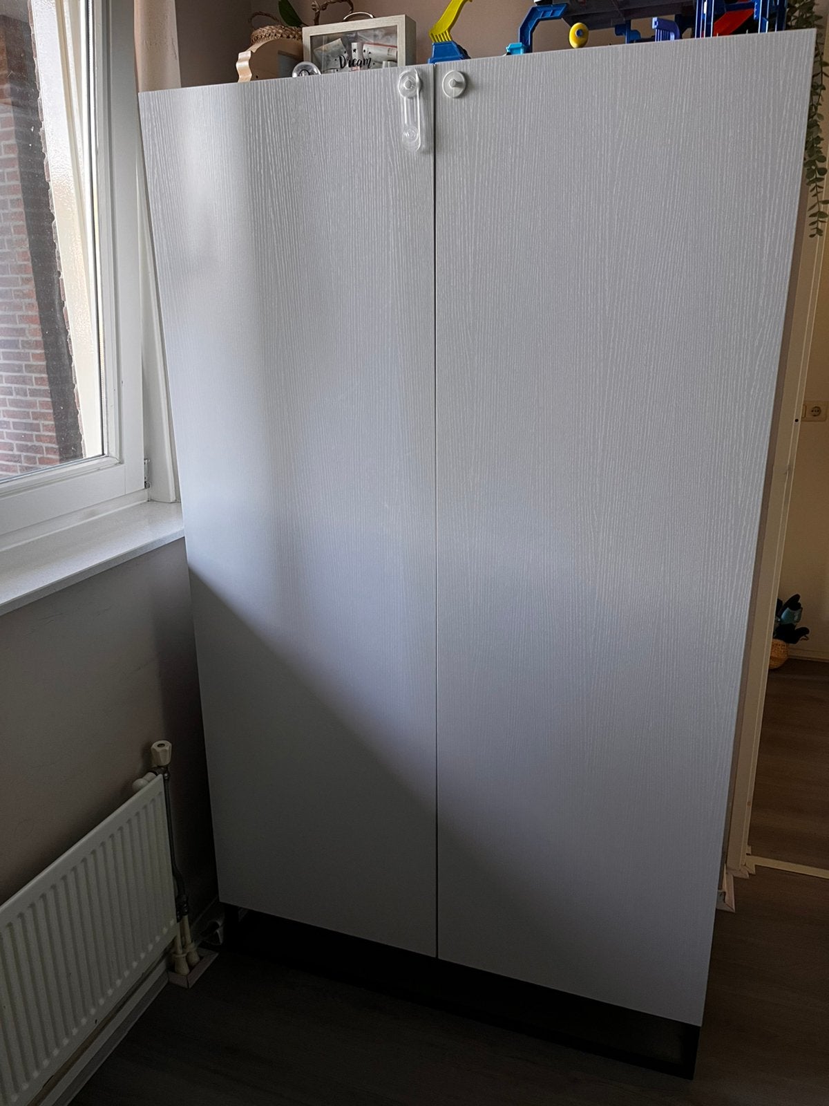 Kledingkast wit en commode wit, Ophalen, Gebruikt, 50 tot 70 cm, 105 cm of meer