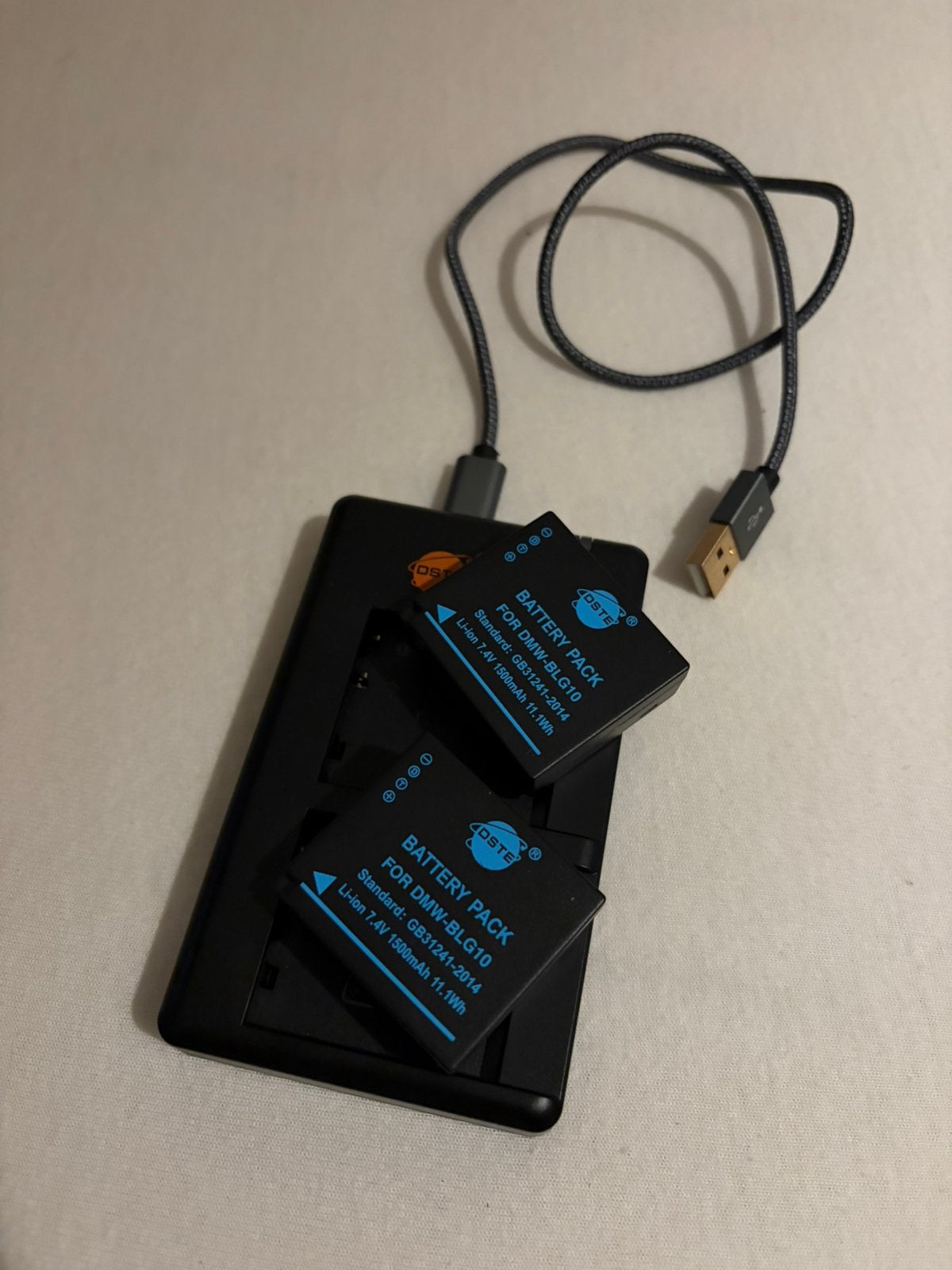 2x batterijen Panasonic LUMIX DMW-BLG10 duo charger, Gebruikt