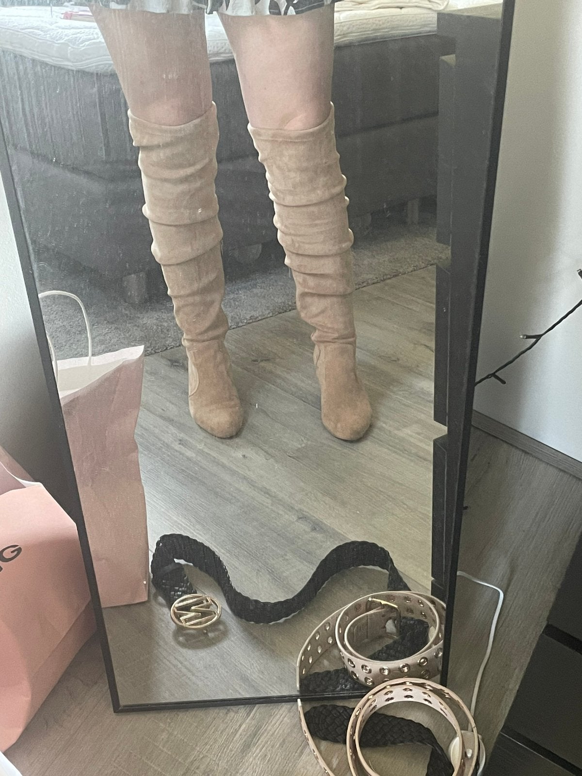 Lange laarzen dames, Hoge laarzen, Beige, Ophalen of Verzenden, Gedragen