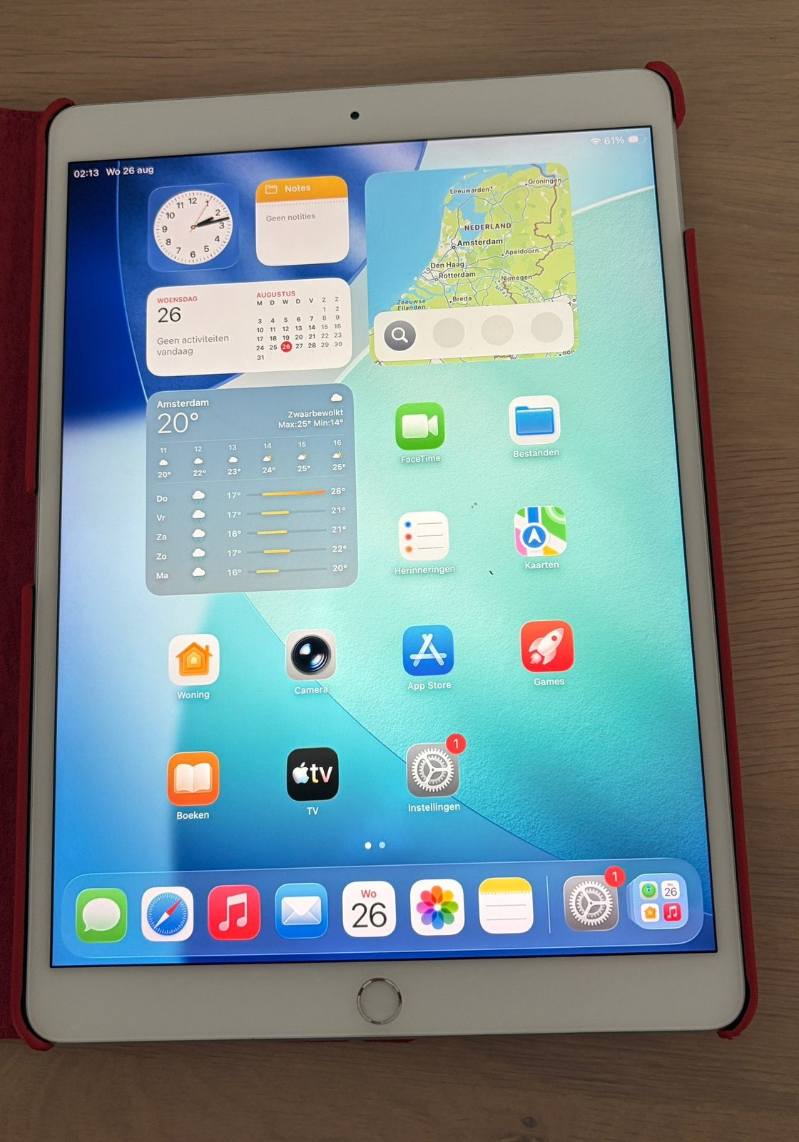 Nette Apple iPad Air (3e gen) 64 GB WiFi te koop, incl hoes, Computers en Software, Apple iPads, 10 inch, Apple iPad Air, Ophalen of Verzenden
