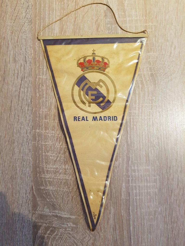 Voetbalvaantje Real Madrid, Ophalen, Gebruikt, Buitenlandse clubs, Vaantje of Sjaal