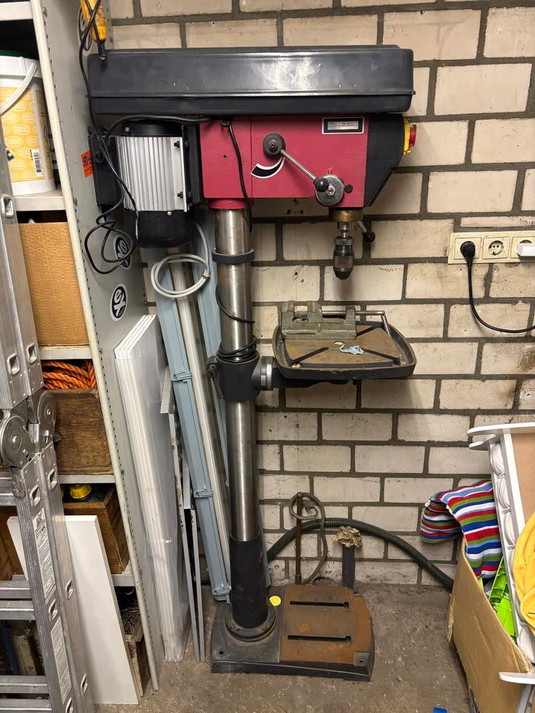 Kolomboormachine 1100W - Groot - Vloermodel - Var. Snelheid, Doe-het-zelf en Verbouw, Gereedschap | Boormachines, Ophalen, Variabele snelheid