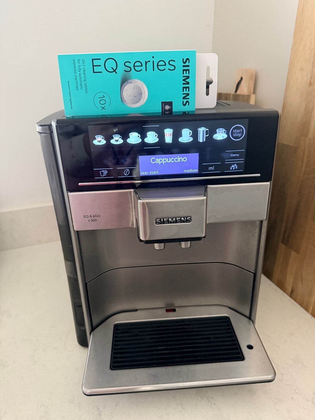 Siemens EQ 6 Plus S 500, Ophalen, Afneembaar waterreservoir, Espresso apparaat, Zo goed als nieuw