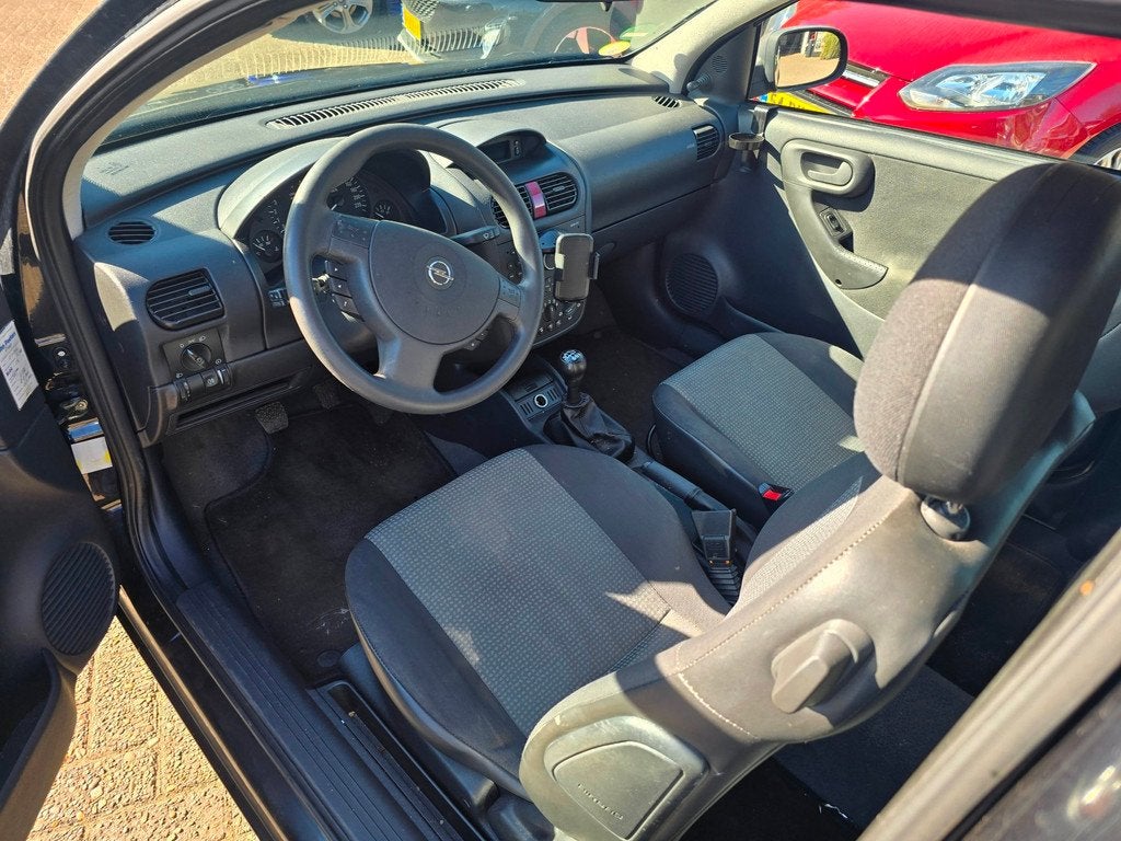 Opel Corsa 1.2-16V Rhythm Airco, Auto's, Opel, Voorwielaandrijving, 450 kg, Gebruikt, 31 €/maand