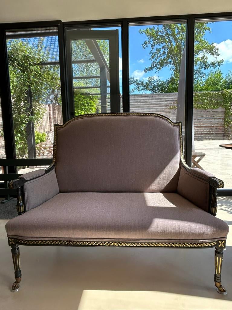 Elegant antiek bankje met gouden accenten, Ophalen