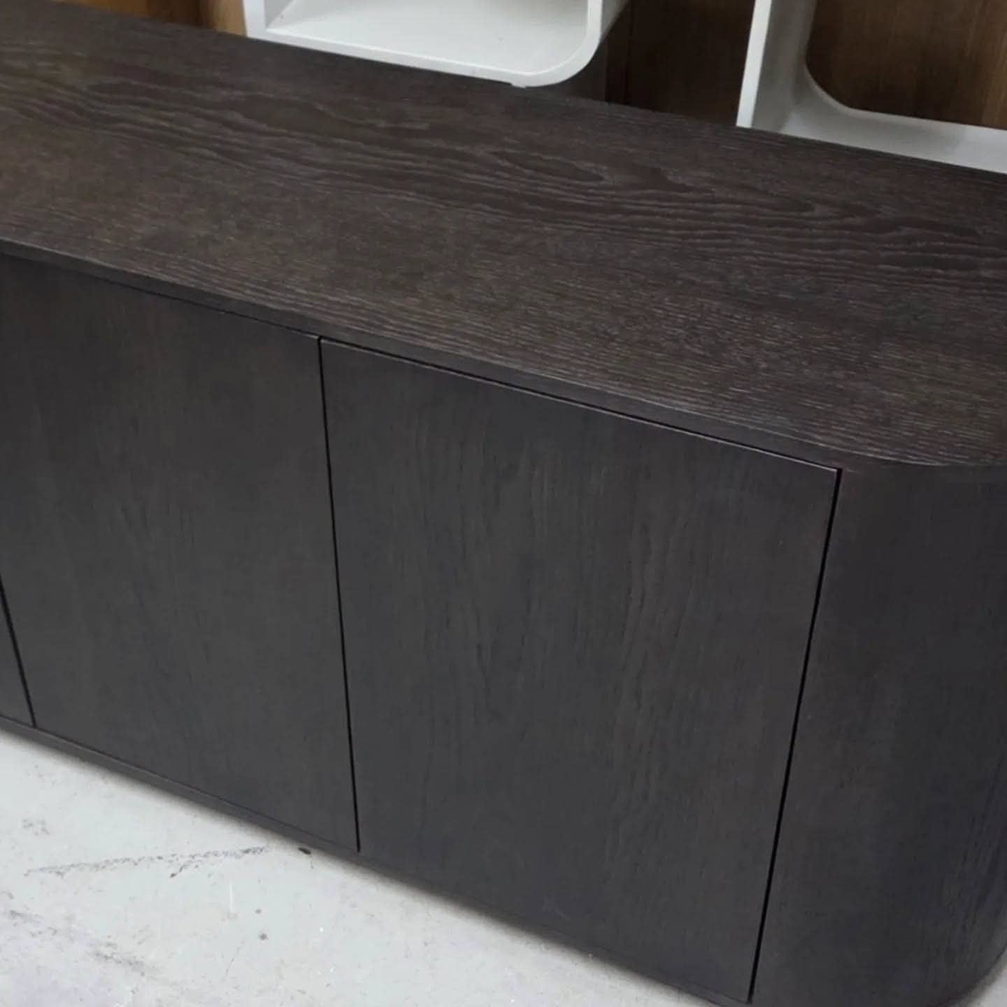Dressoir Novero Espresso 170 cm, van Livingfurn, Ophalen, Met deur(en), ., 150 tot 200 cm