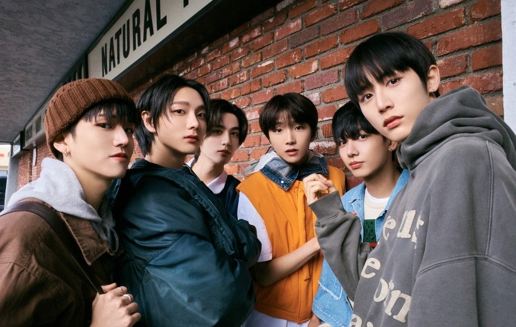 boynextdoor / boy next door (kpop) albums en photocards, Ophalen, Nieuw in verpakking, K-pop